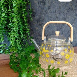 قوری پیرکس در دسته بامبو گلدار